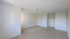 Couple & Female Shared Room Available | Central Ottawa | WiF