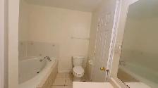 Couple & Female Shared Room Available | Central Ottawa | WiF - Photo 4