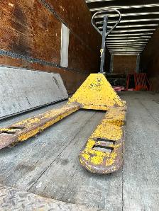 PALLET JACK