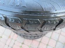 Winter Claw Extreme Grip 195 65 R15 Tires Good Condition - Photo 7