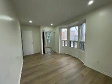 Private Room  near Dufferin st TTC subway in Downtown Toronto