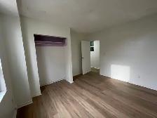 Private Room  near Dufferin st TTC subway in Downtown Toronto - Photo 4