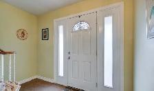 Bright Furnished Room for Rent – Applewood Heights, Mississauga
