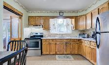 Bright Furnished Room for Rent – Applewood Heights, Mississauga - Photo 5