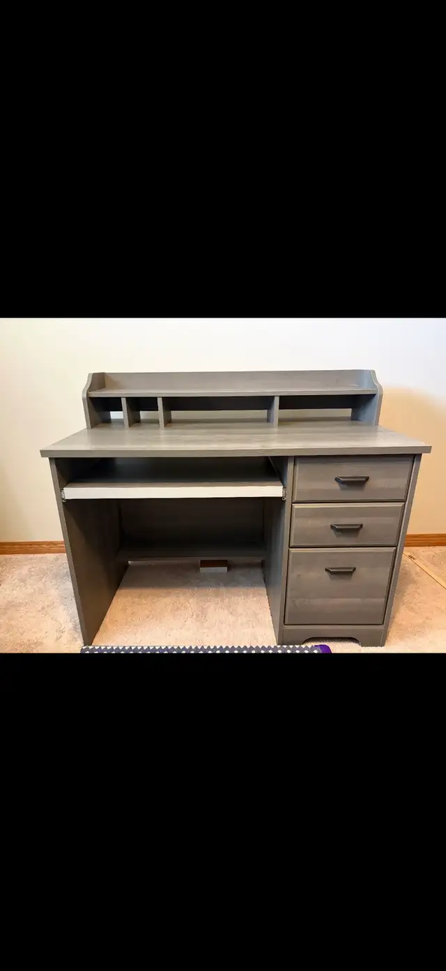 computer desk