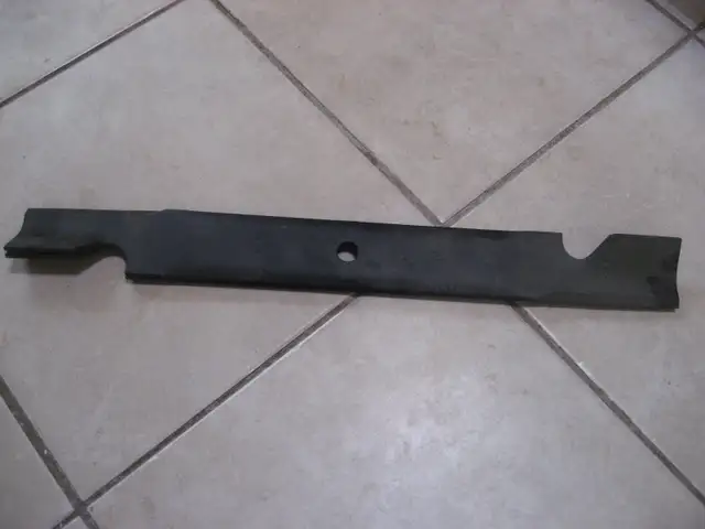 2 115-9649 Toro / Exmark hi lift notched mower blades