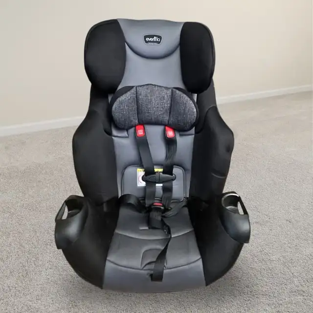 Car Seat - Evenflo Symphony All-in-One (0 to &gt.4yrs)