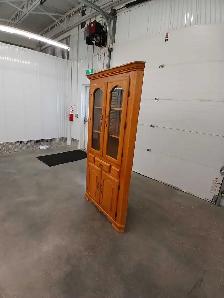 Oak Corner Curio Cabinet - Photo 2