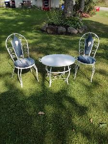 3 pcs Rod Iron patio set - Photo 4