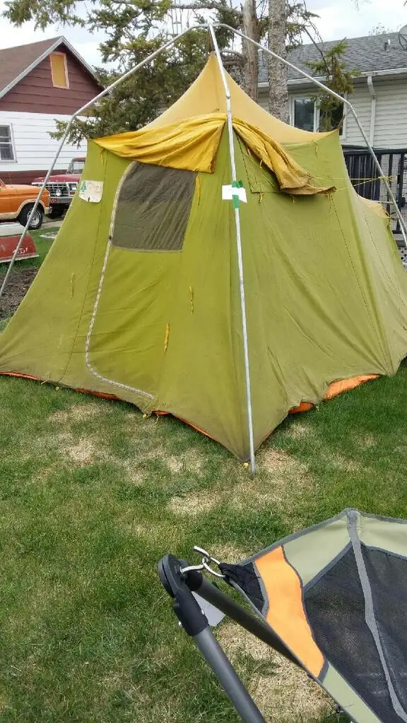 Canvas Tent and Mesh Tent