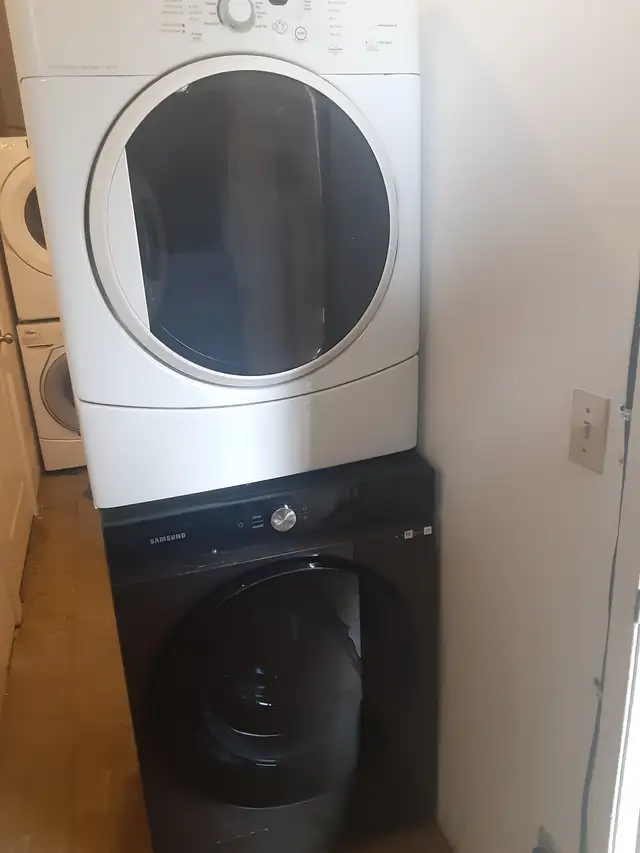 ✅ Washing and Dryer Machine Combo Stacker 27' and can deliver
