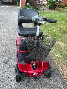 Revo scooter - Photo 3