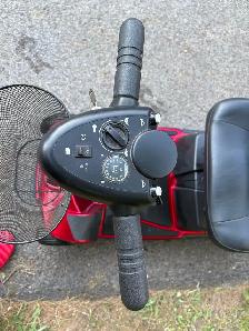 Revo scooter - Photo 5