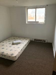 Room for Rent on Dundonald Street - Photo 2