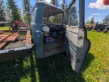 GMC 2 ton - Photo 5