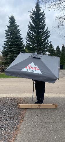 OUTDOOR UMBRELLA