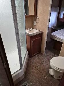 camper for sale - Photo 2