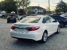 2015 Toyota Camry 4dr Sdn I4 Auto XLE - Photo 4