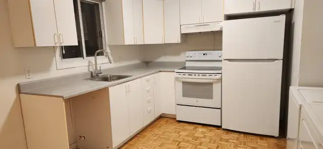 Logement à louer 41/2 Plateau, semi-meublé, Brébeuf-Mt-Royal