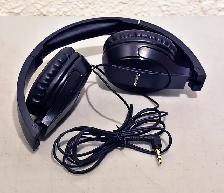 Pioneer Wired Folding Headphones with Adapter Jack - Photo 2