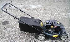 YARDWORKS SELF PROPELLED GAS LAWN MOWER - Photo 2