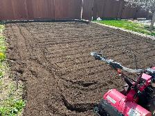 ROTOTILLING - Photo 4