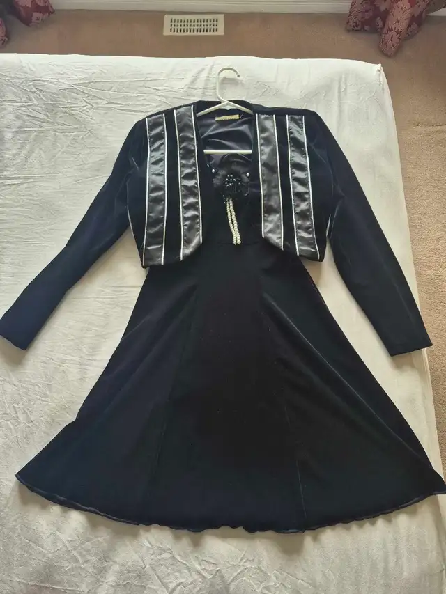 Dress with a short top