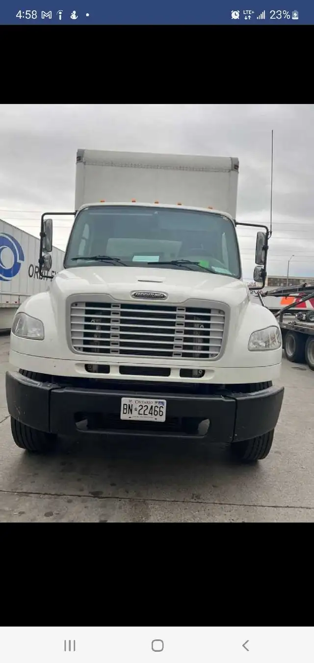 looking for Straight truck Driver D license