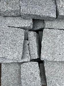 Cobblestone pavers  - West coast speckled granite - Photo 7