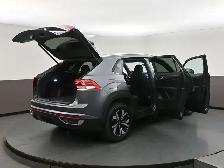 2025 Volkswagen Atlas CROSS SPORT HEATED SEATS | LEATHER | APPLE - Photo 58