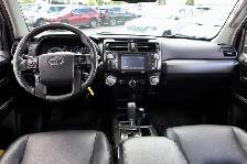 2016 Toyota 4Runner SR5 - AS-IS|LEATHER|SUNROOF|NAVI|CAMERA - Photo 11
