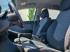 2013 Hyundai Accent Hatchback GLS GREAT FIRST MANUAL CAR - Photo 15