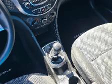 2013 Hyundai Accent Hatchback GLS GREAT FIRST MANUAL CAR - Photo 21