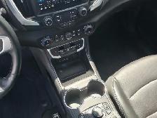 2024 GMC Terrain SLT GREAT COMPACT CROSSOVER SUV - Photo 21