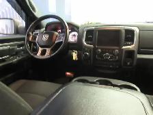 RAM 1500 CLASSIC 2021 WARLOCK CREW-CAB BOITE 5'7' 4X4 V8 5.7L HE - Photo 14