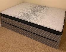 Beautyrest GL4 Mattress and matching Boxspring