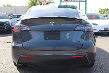 2022 Tesla Model Y - Photo 6