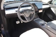 2022 Tesla Model Y - Photo 9