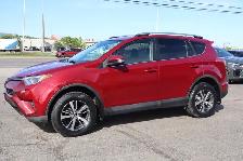 2018 Toyota RAV4 - Photo 3