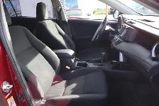 2018 Toyota RAV4 - Photo 11