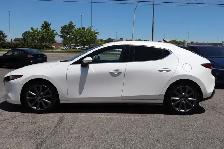 2021 Mazda MAZDA3 - Photo 4