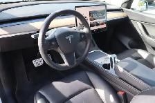 2022 Tesla Model Y - Photo 9