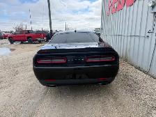 2018 Dodge Challenger SXT - Photo 3