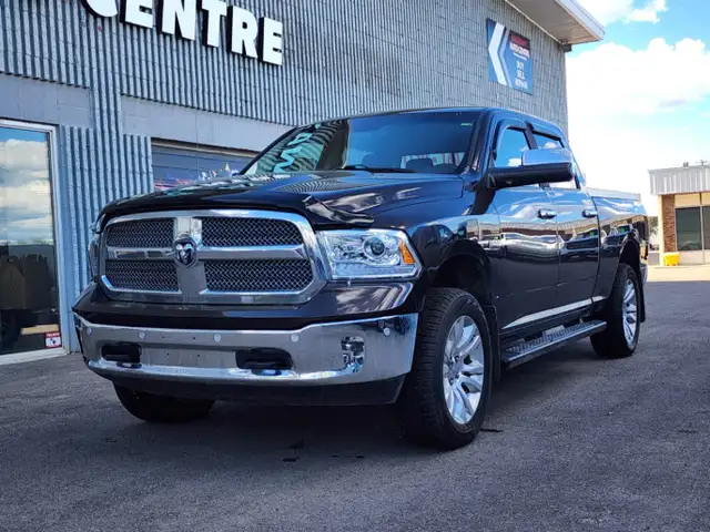 2017 Ram 1500 4WD Crew Cab 149' Laramie Longhorn