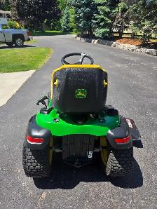 john deere e170 48' lawn tractor - Photo 6
