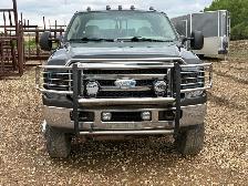 2005 Ford F-350 - Photo 2