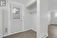 2 Bedroom Apartment - Photo 2