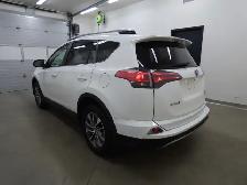 2018 TOYOTA RAV4 HYBRID XLE AWD, 1 PROPRIO, JAMAIS ACCIDENTÉ!! - Photo 2