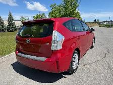 2012 Toyota Prius V 2012 TOYOTA PRIUS AUTOMATIQUE , HYBRIDE  , 4 - Photo 10