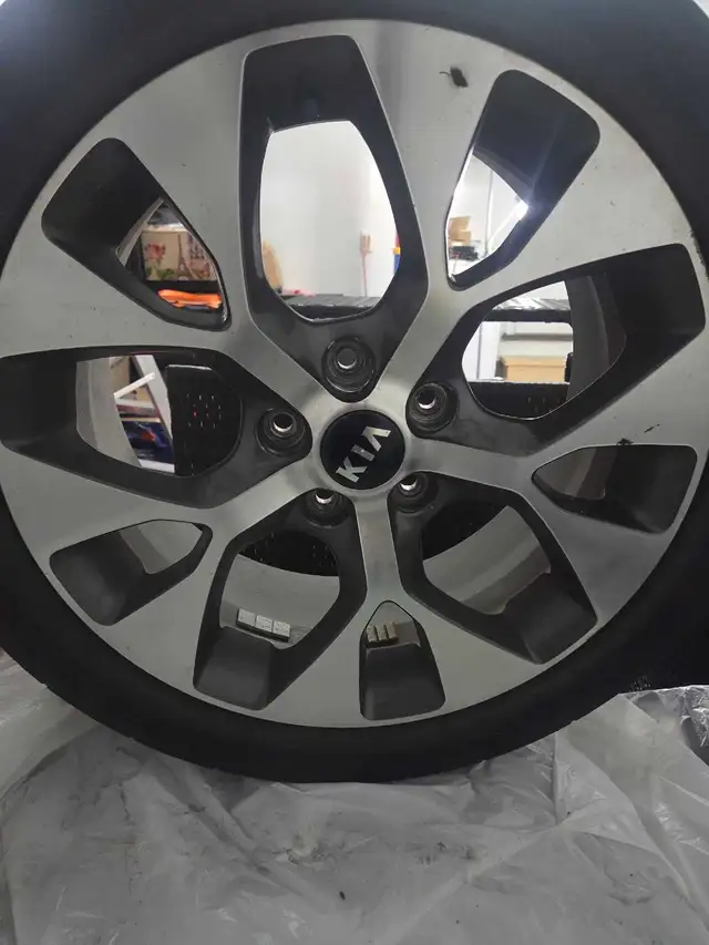 tires and alloy wheel
